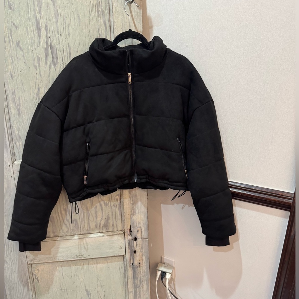 LA Coalition cropped puffer jacket Medium oversized